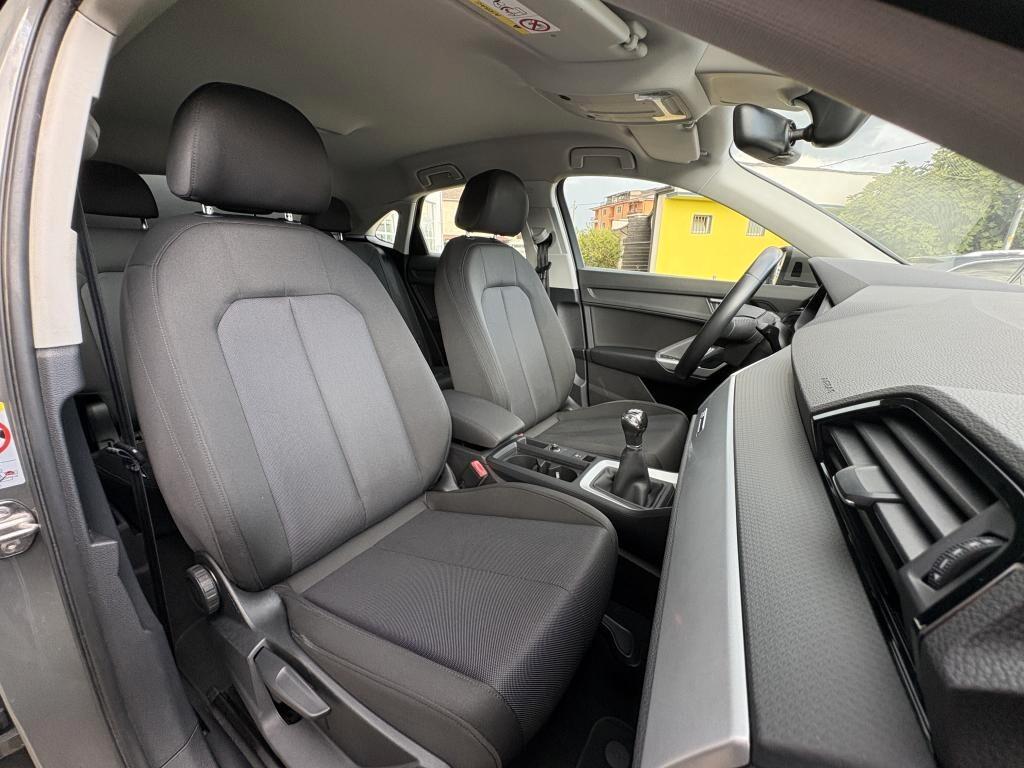Audi Q3 35 TFSI 150cv Business Advanced