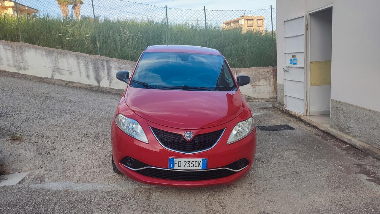 LANCIA Y 1.2 Benzina leggere la descrizione