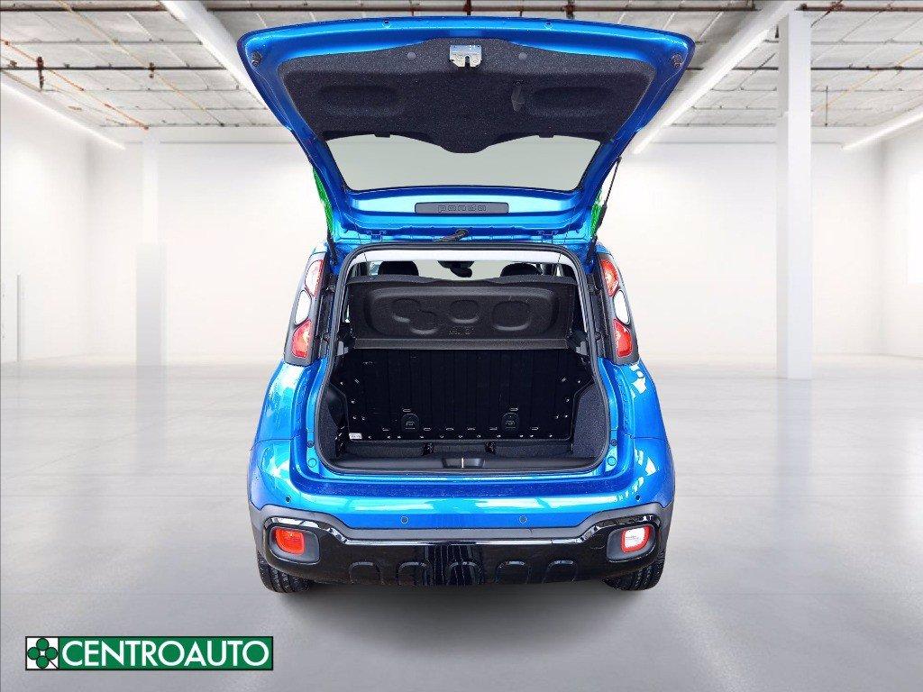 FIAT Pandina Cross 1.0 firefly hybrid s&s 70cv del 2025