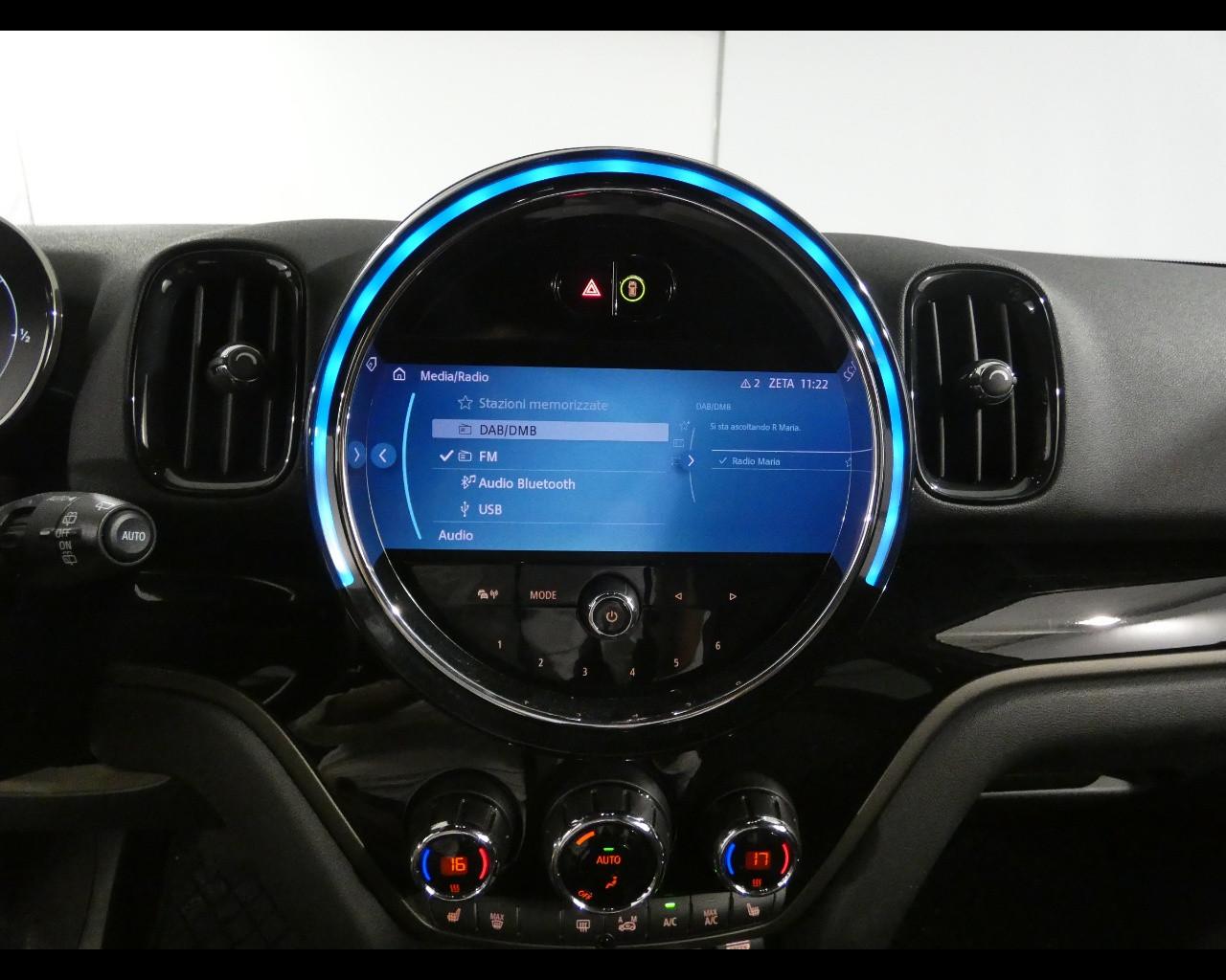 MINI Mini Countrym.(F60) - Mini 1.5 Cooper Business Countryman