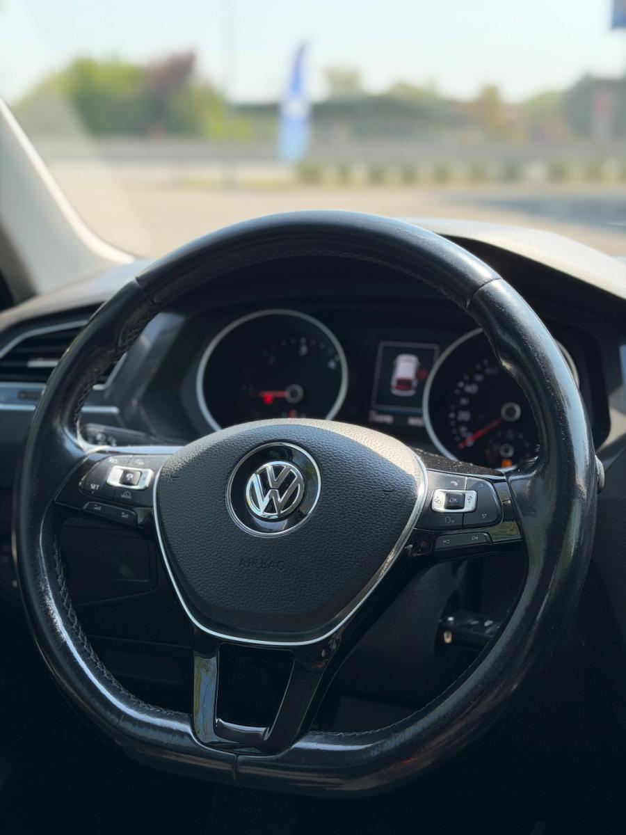VOLKSWAGEN - Tiguan - 1.6 TDI Style BMT