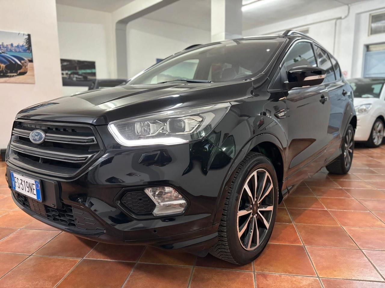 FORD KUGA 1.5 ST-LINE 2019 TOTAL BLACK