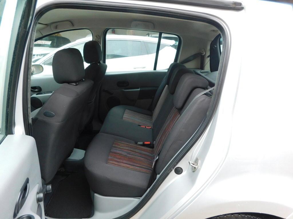 Renault Modus 1.5 dCi 70CV Grazia