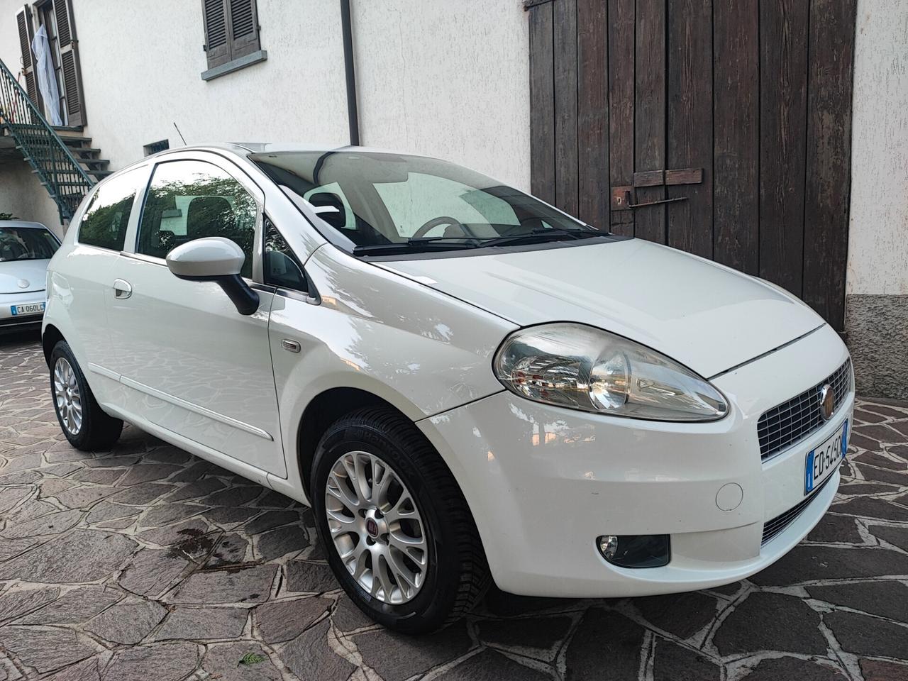 Fiat Grande Punto 1.4 b/GPL unico proprietario