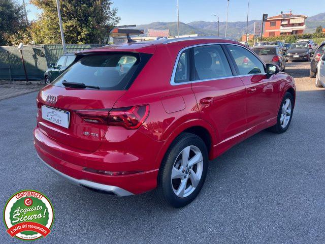 AUDI Q3 35 TDI S tronic Business Advanced