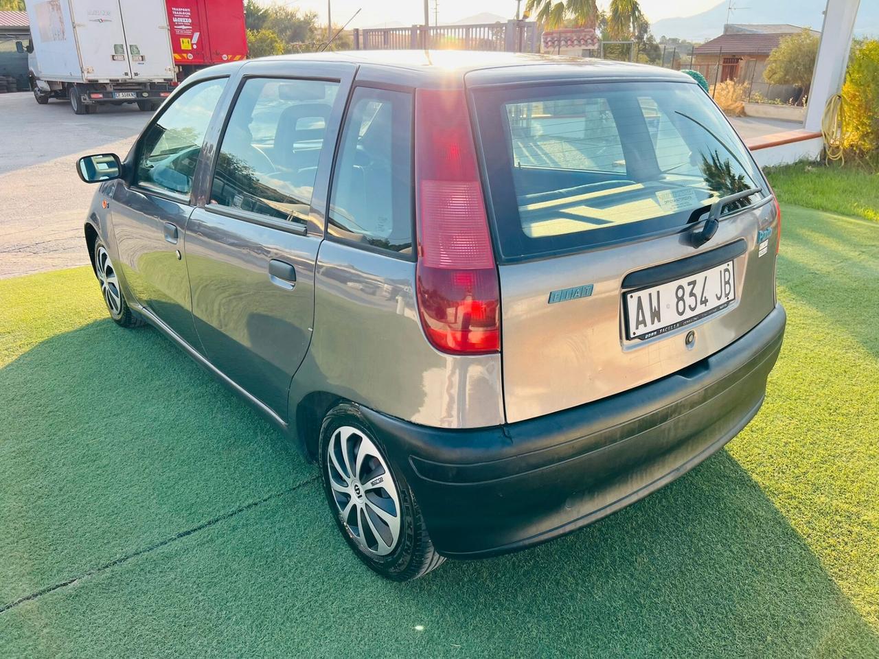 FIAT PUNTO 55 A KM 68000