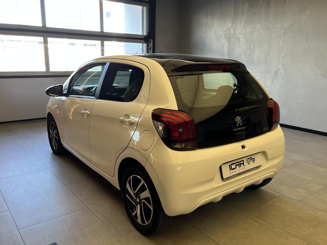 PEUGEOT 108 - 108 5p 1.0 vti Active s&s neopatentati