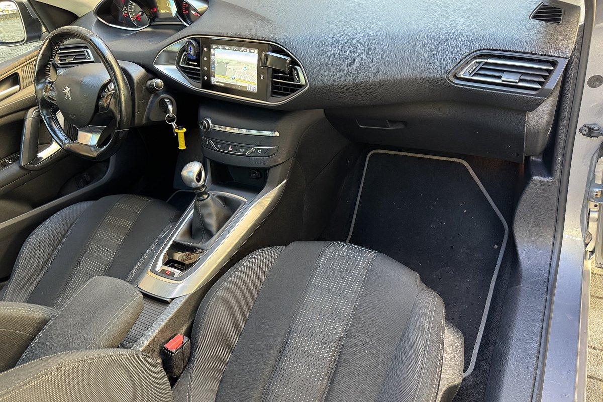 PEUGEOT 308 BlueHDi 120 S&S Allure