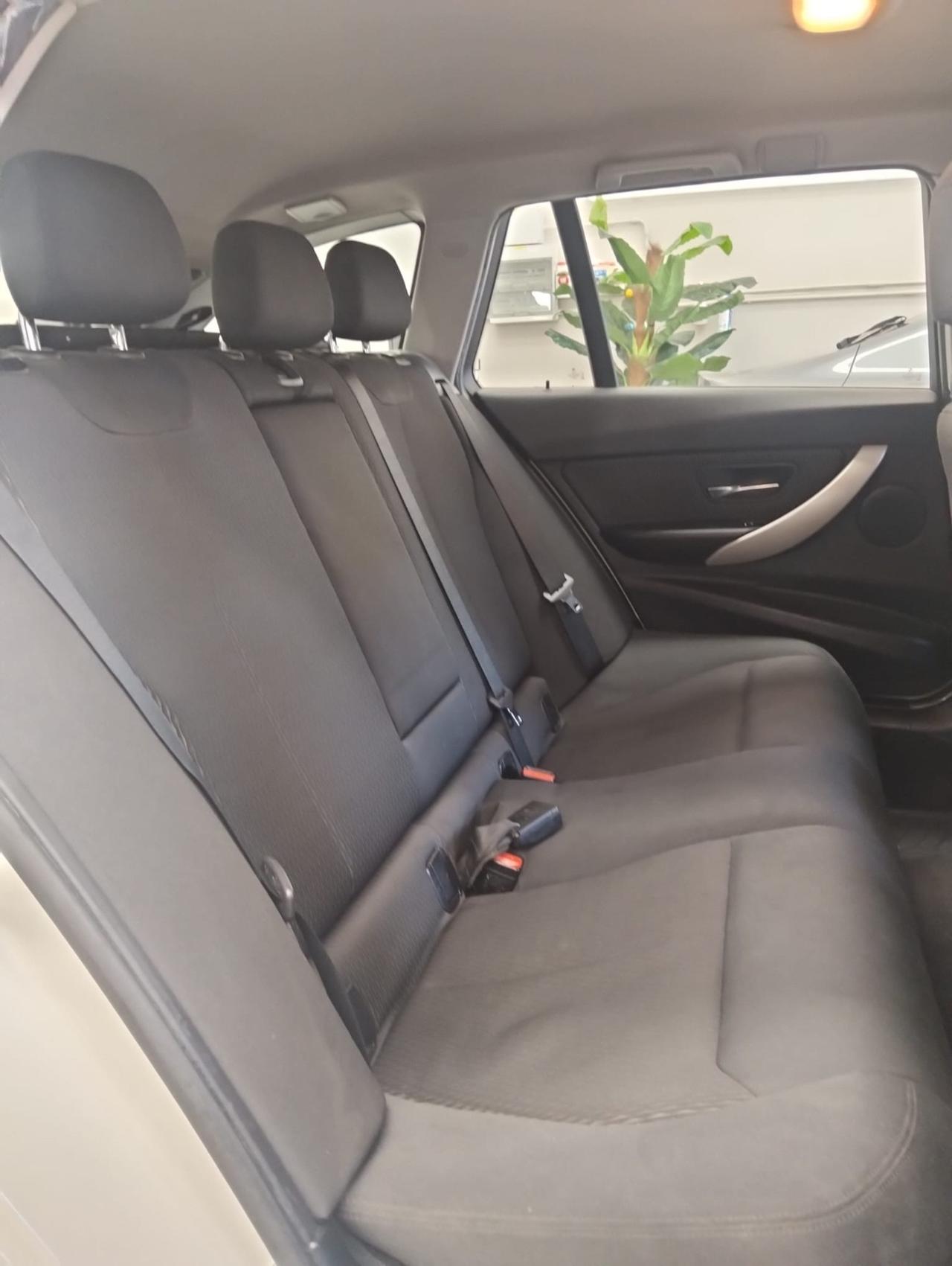 Bmw 318 318d Touring Luxury