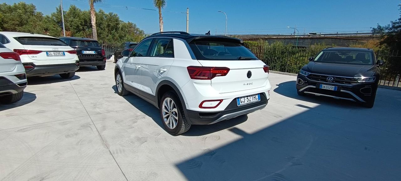 Volkswagen T-Roc 1.0 TSI EDITION PLUS