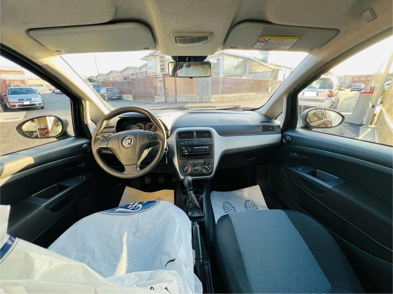 Fiat Grande Punto CON GARANZIA 12 MESI COMPRESA NEL PREZZO