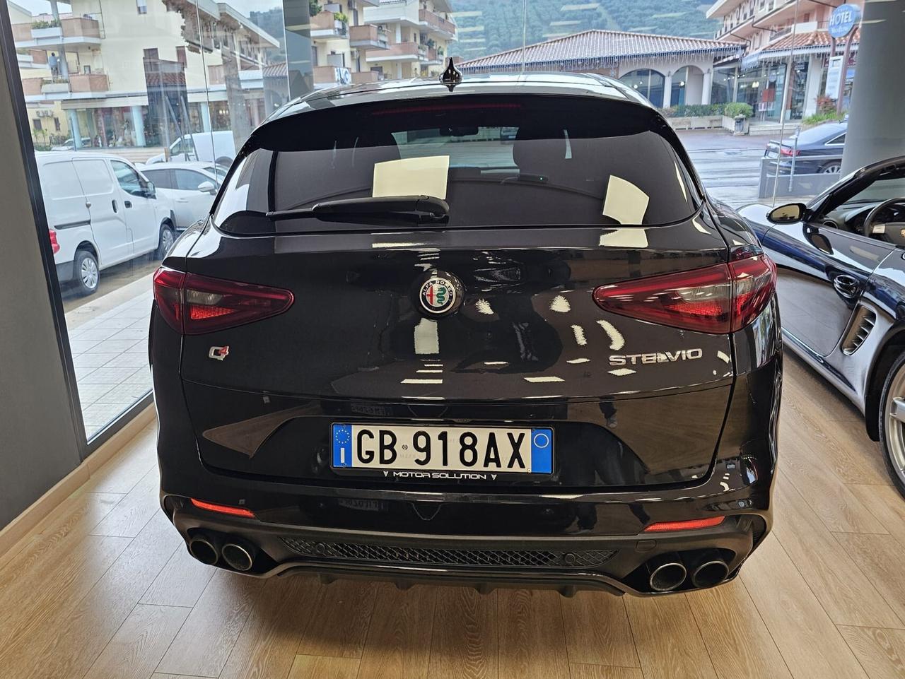 Alfa Romeo Stelvio 2.9 Bi-Turbo V6 510 CV AT8 Quadrifoglio