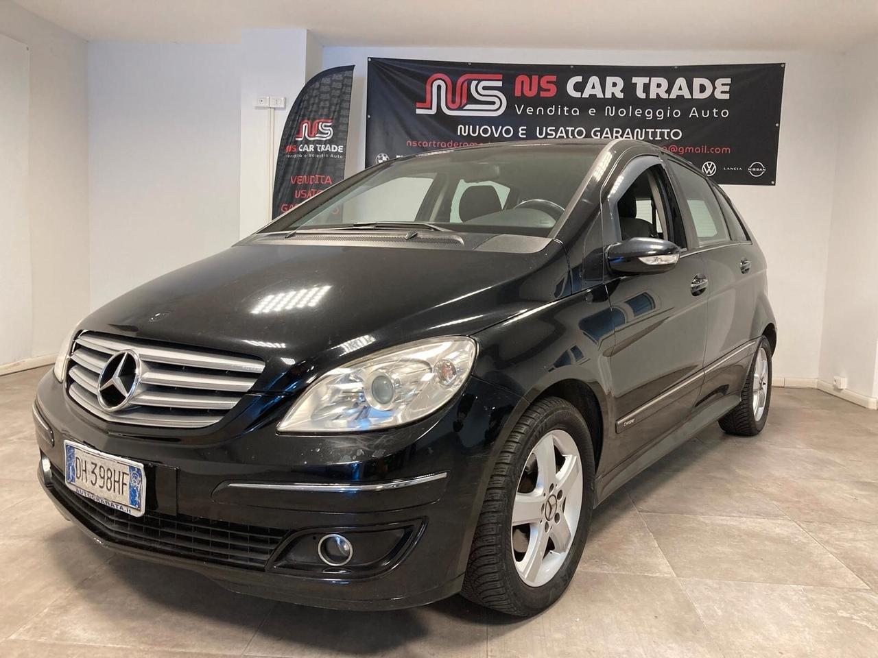 MERCEDES CLASSE B 180- MANUALE