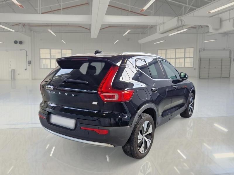 VOLVO XC40 T4 RECHARGE PLUG-IN AUTO CORE SUV