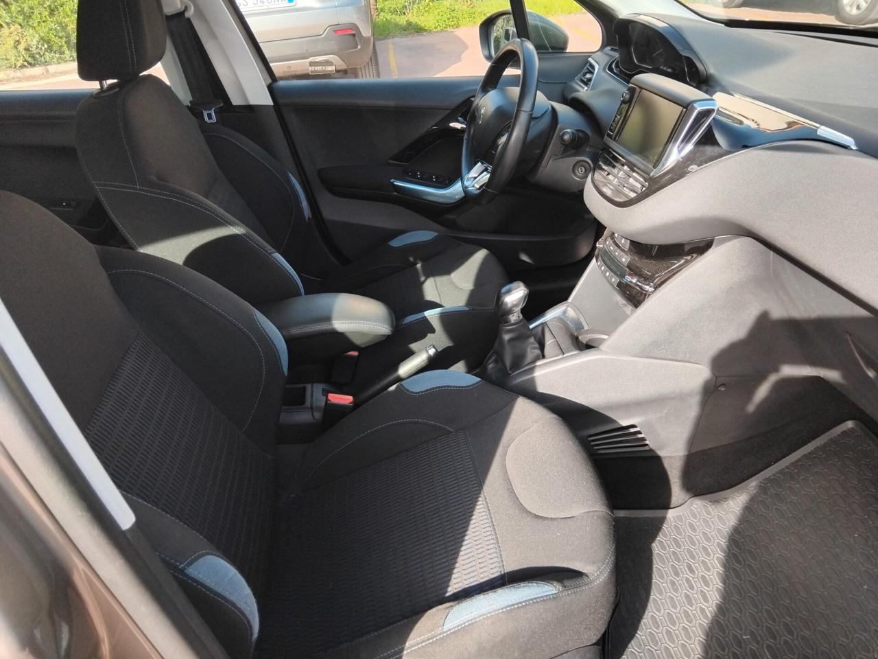 PEUGEOT 208 1.2 ACTIVE GARANTITA