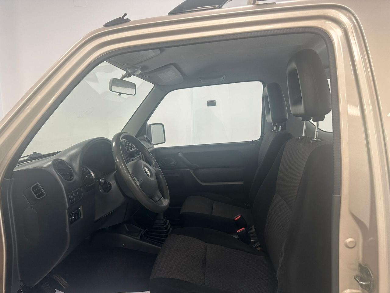 Suzuki Jimny 1.3i 16V cat 4WD JLX Più