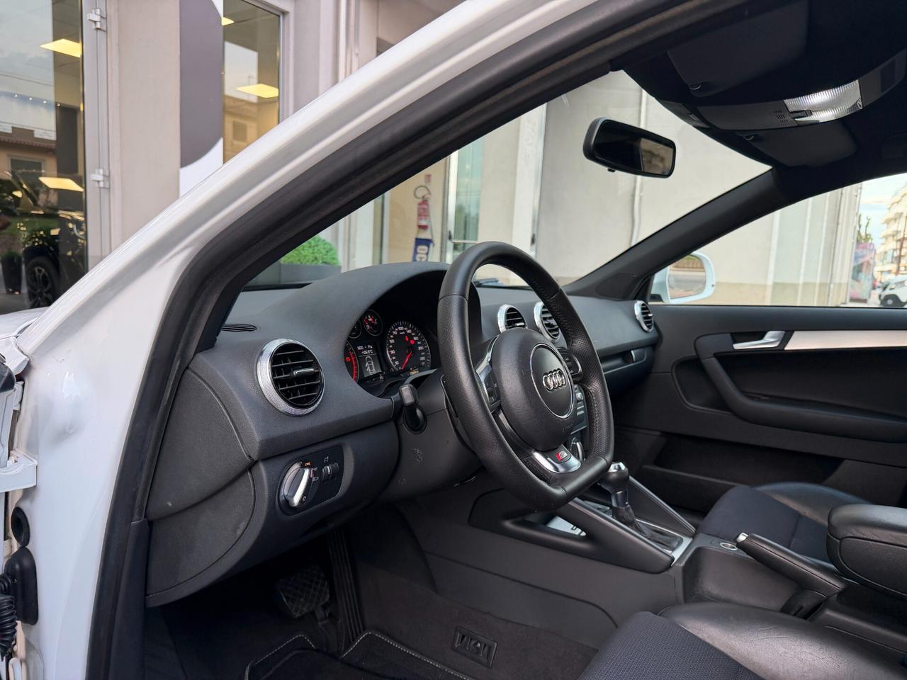 Audi A3 SPB 2.0 TDI 140 cv S LINE