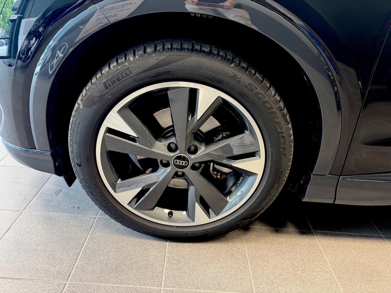 Audi Q4 SPB 35 e-tron Business Advanced