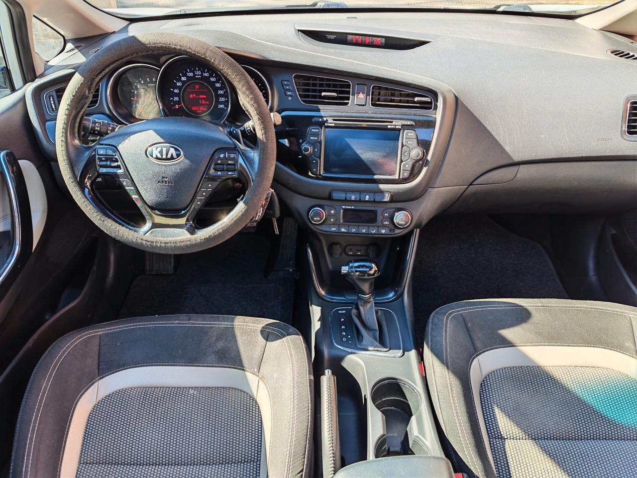 Kia Ceed CEE'D 1.6 CRDI 128 CV AUTOM. 5 PORTE COOL