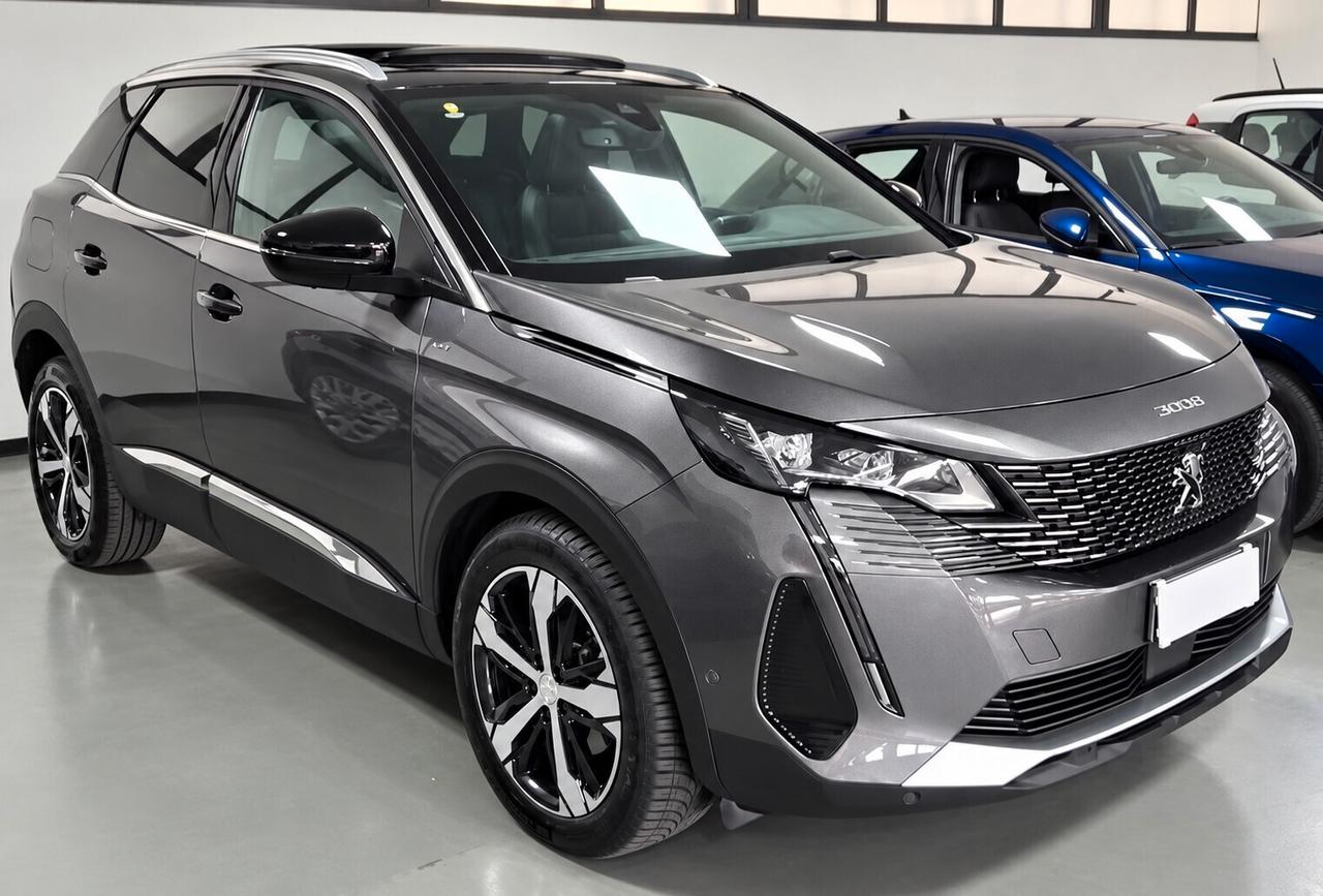 Peugeot 3008 130cv EAT8 GT Pack tetto panoramico