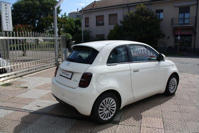 FIAT 500e 3+1 42 kWh Icon