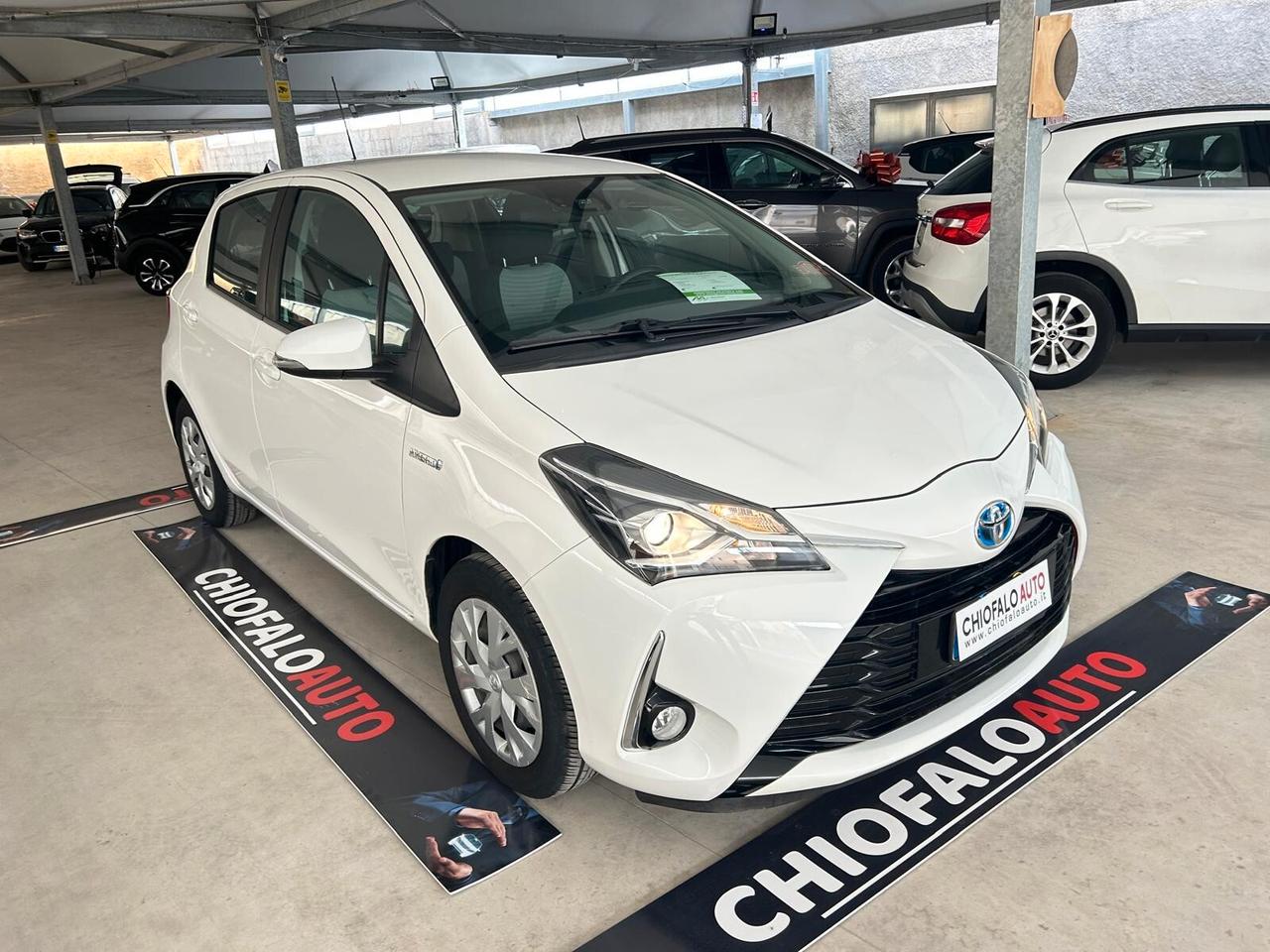 Toyota Yaris 1.5 Hybrid 5 porte Business