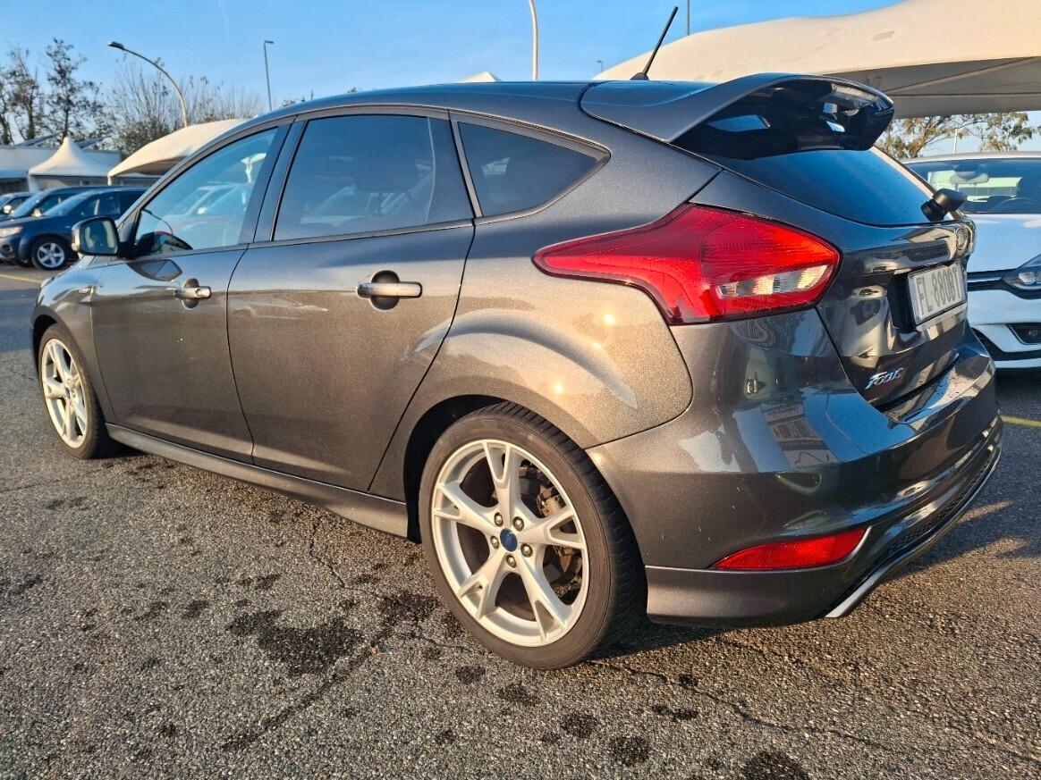 Ford Focus 1.5 TDCi 120 CV Start&Stop ST Line