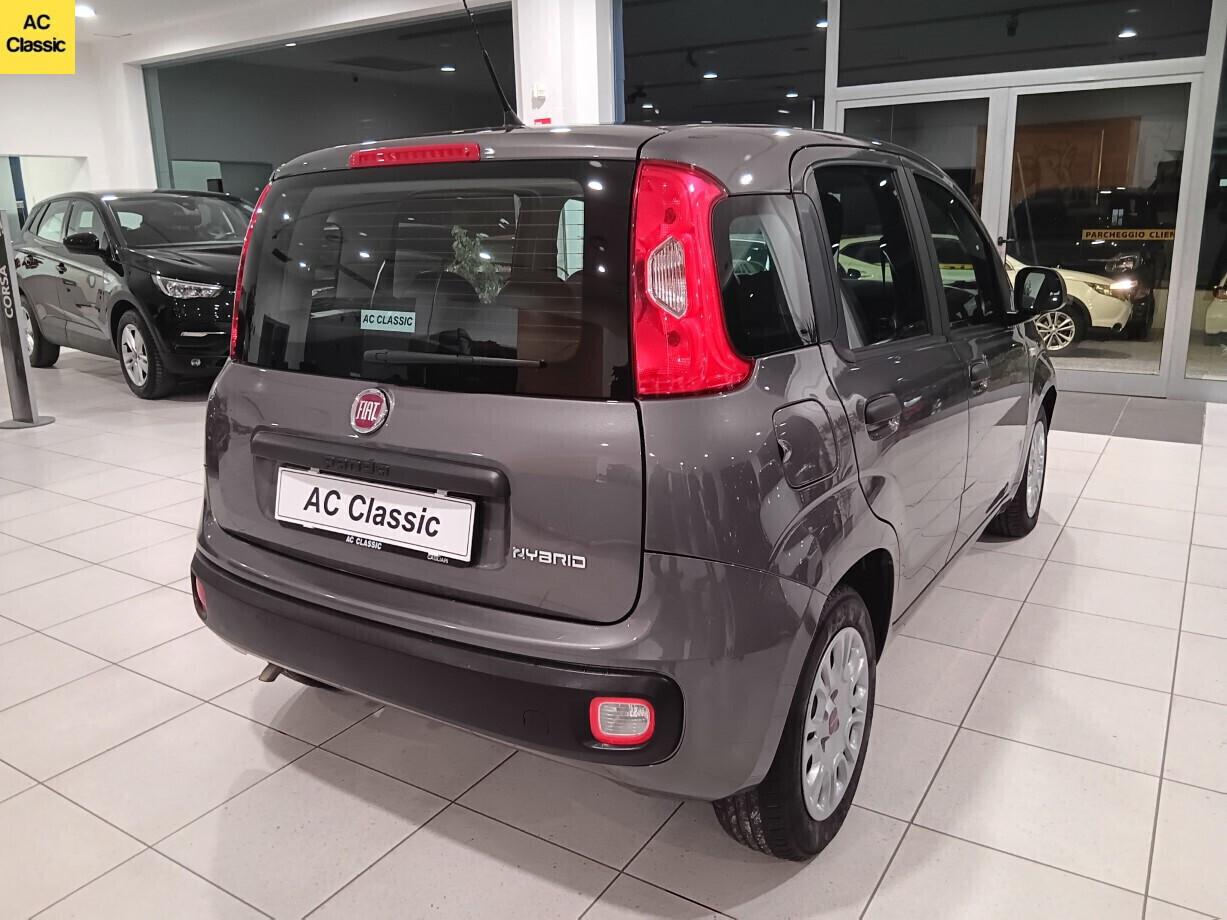 Fiat Panda FireFly Hybrid 1.0 (70 cv)