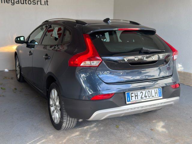 VOLVO V40 Cross Country D2 Geartronic