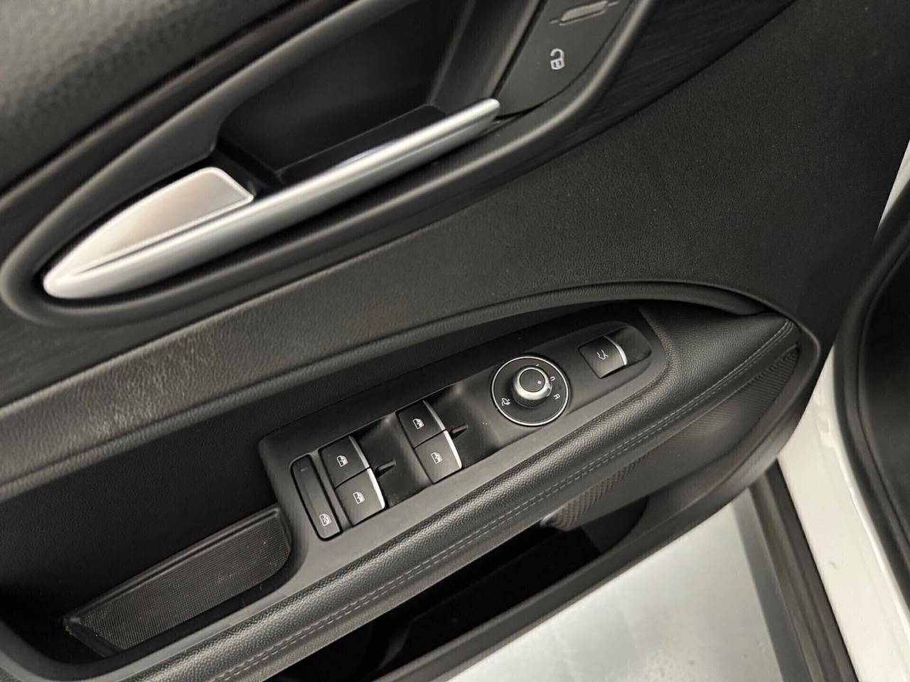 Alfa Romeo Stelvio 2.2 Turbodiesel 180 CV AT8 Q4