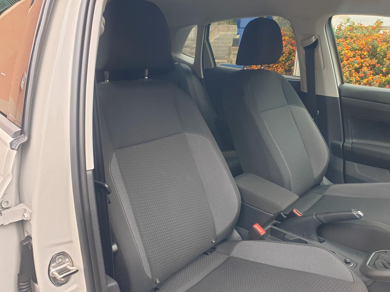 Volkswagen Polo 1.0 active