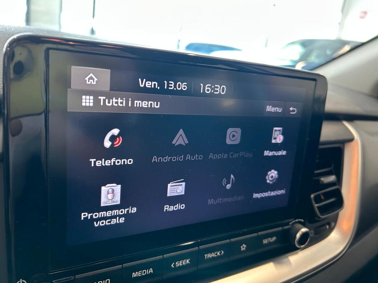Kia Stonic STYLE 1.0 T-GDi MHEV iMT DESIGN PACK