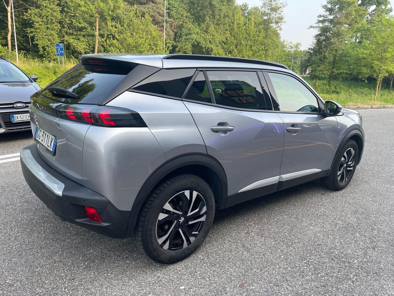 Peugeot 2008 PureTech 100 S&S Allure