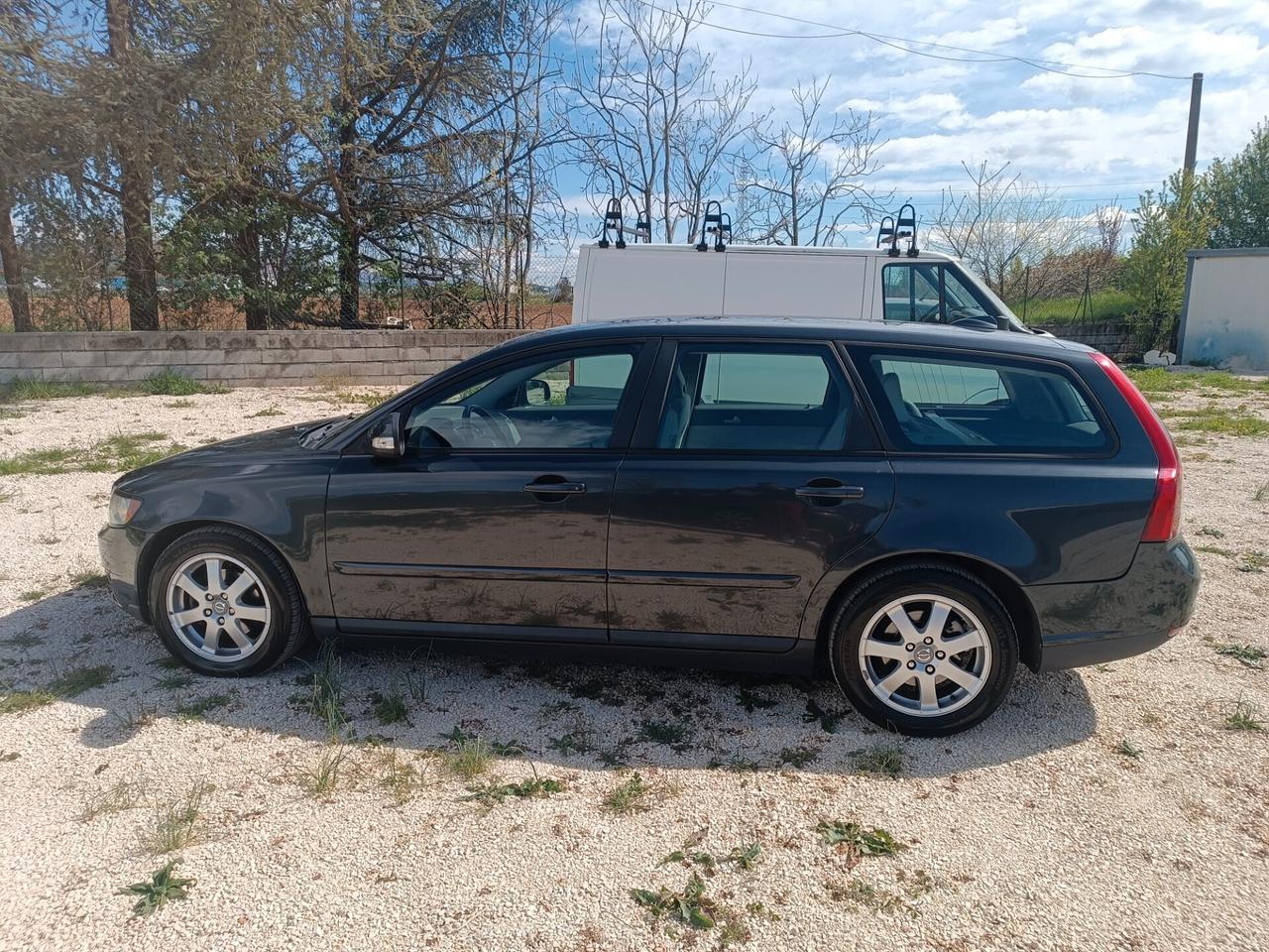 Volvo V50 1.6 diesel garanzia