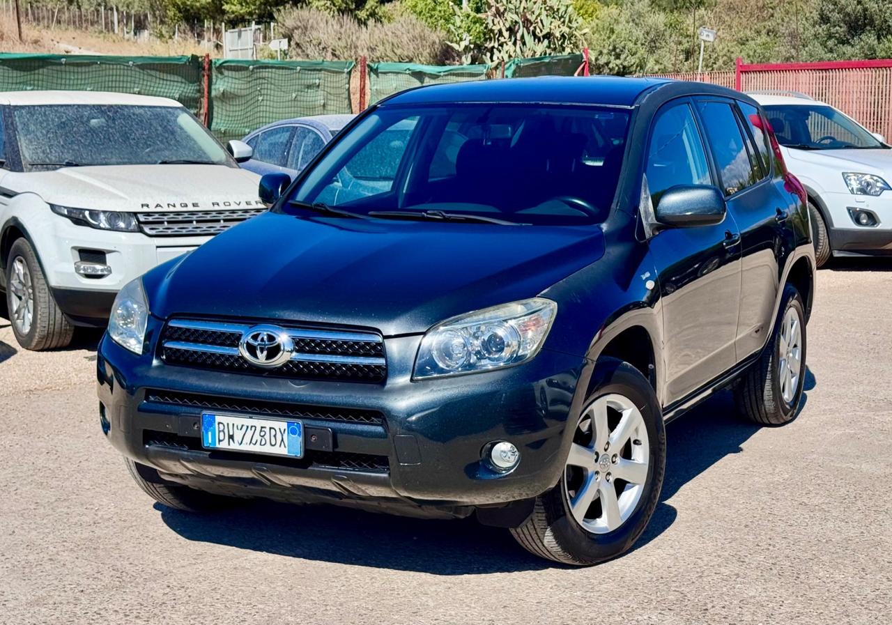 Toyota RAV 4 RAV4 Crossover 2.2 D-4D 136 CV Sol