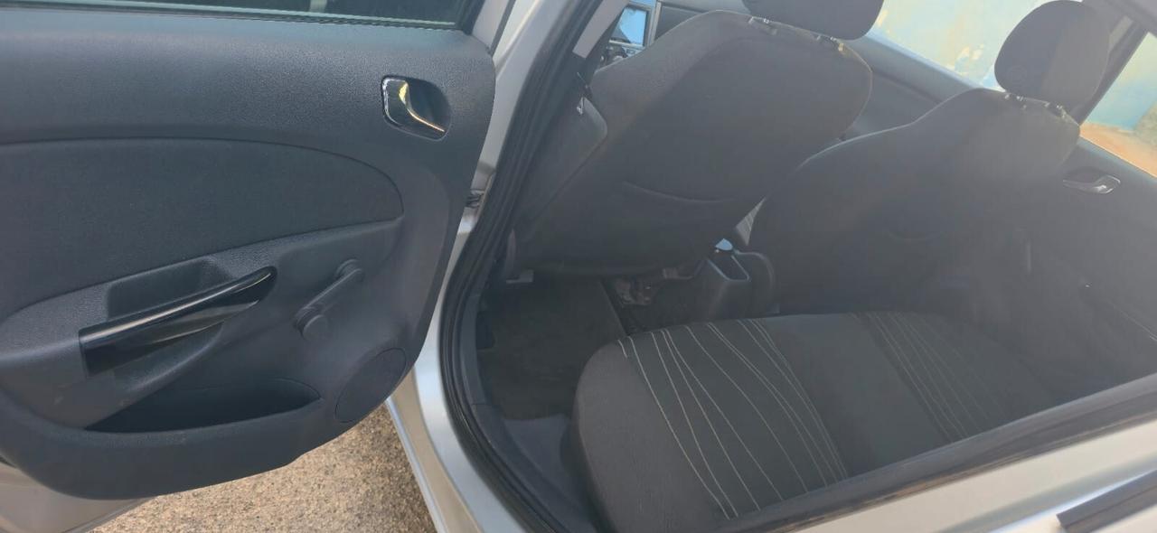 Opel Corsa 1.2 5 porte Elective