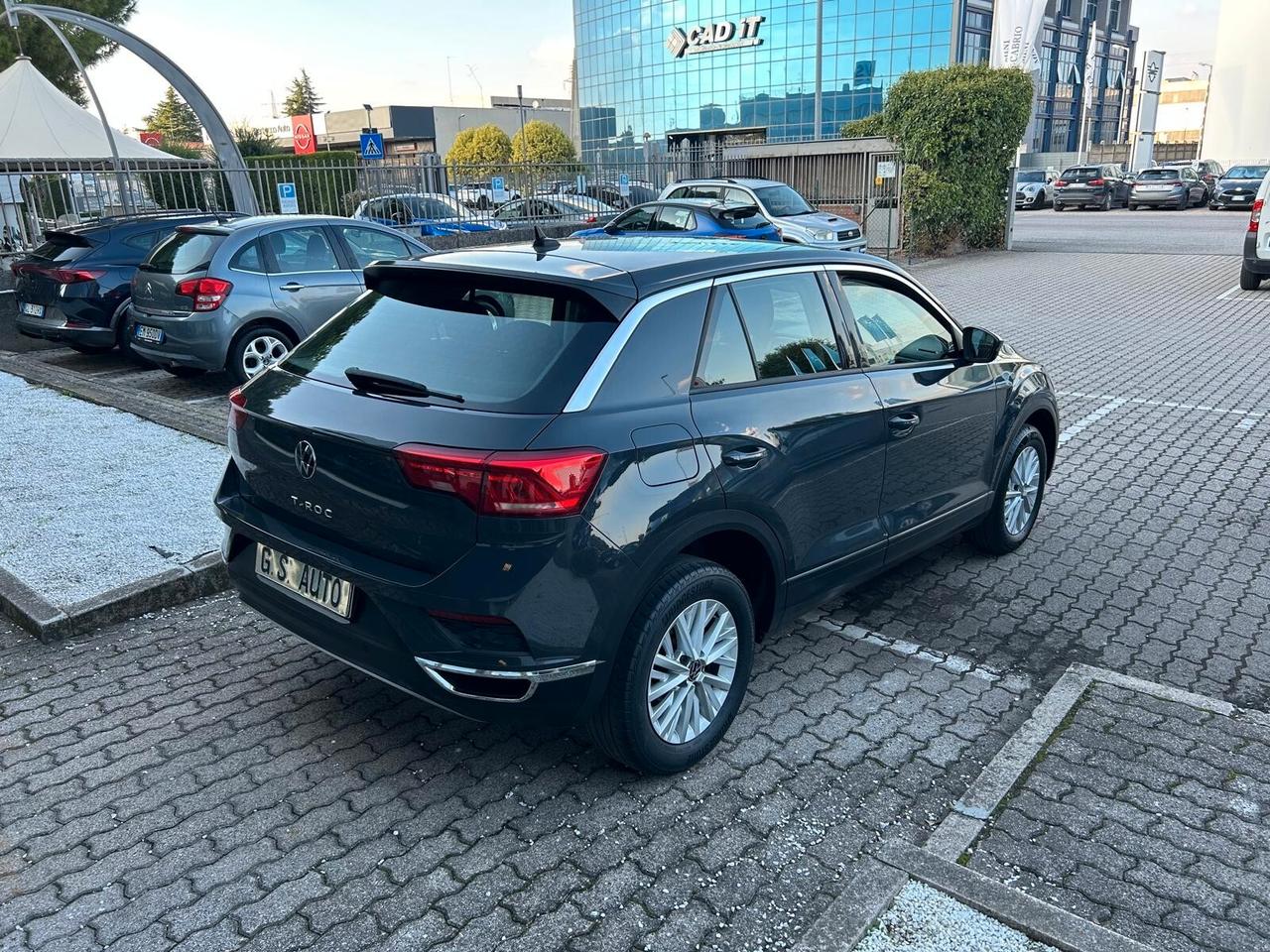 Volkswagen T-Roc 1.0 tsi 110cv NEOPATENTATI OK!!!