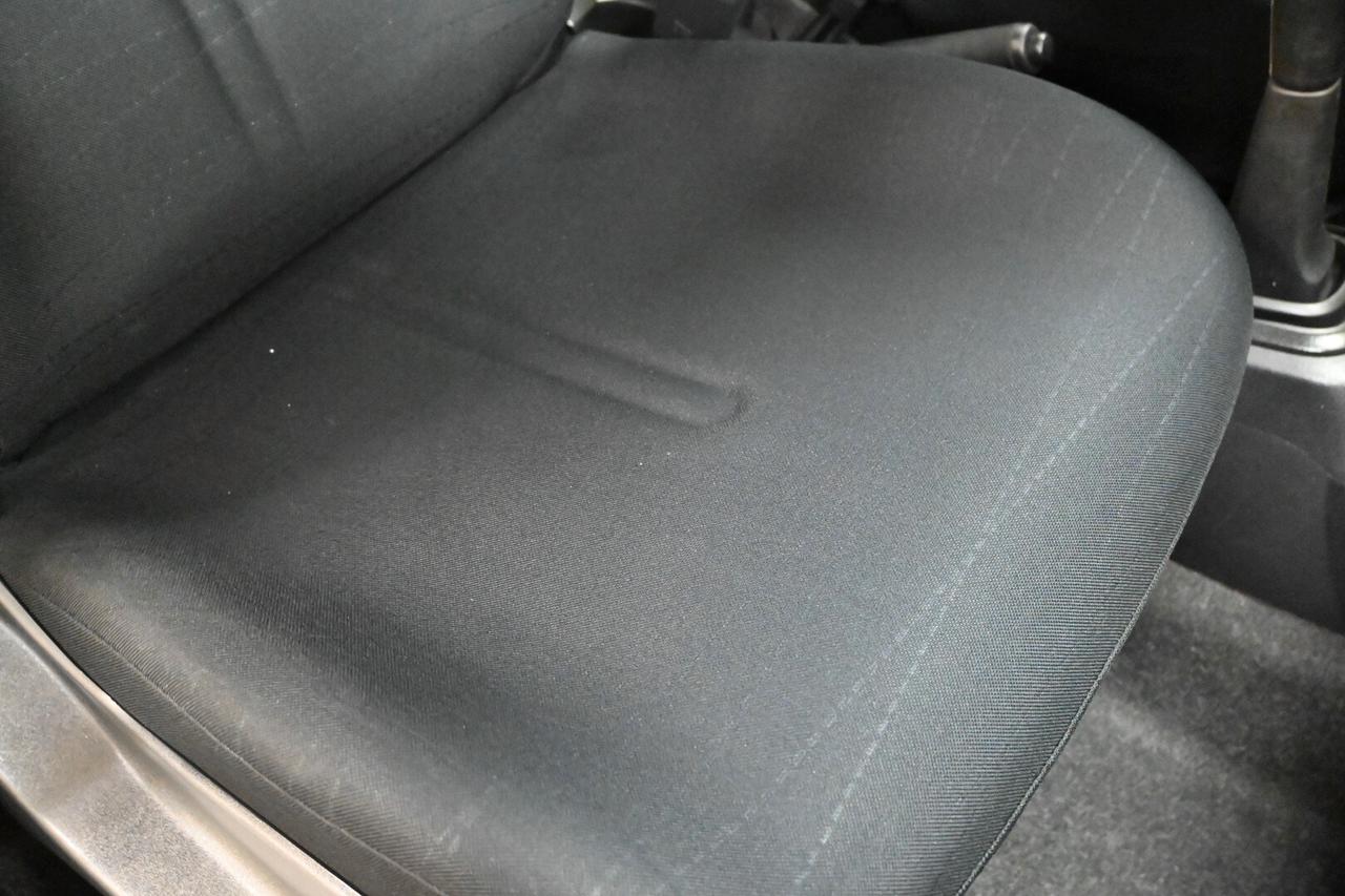 TOYOTA Yaris 2ª serie Yaris 1.0 5 porte