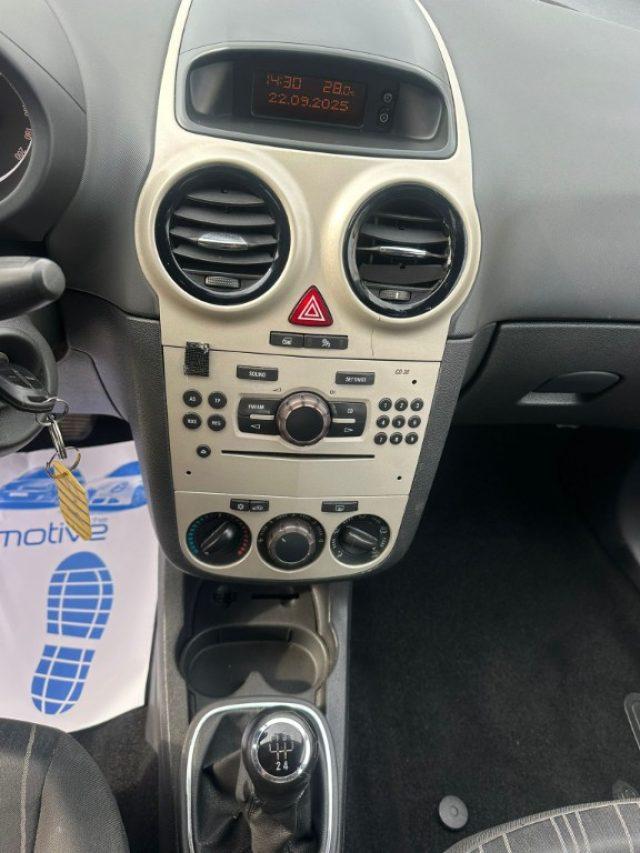 OPEL Corsa 1.2 5 porte Club