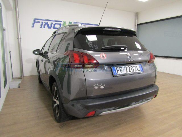 PEUGEOT 2008 1.2 110 CV PureTech Turbo Allure