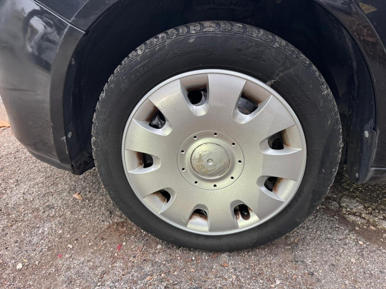 Skoda Roomster 1.2 12V 70CV Style