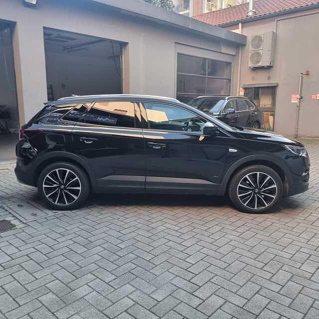 Opel Grandland X Hybrid Hybrid 1.6 Plug-in aut. AWD Elegance