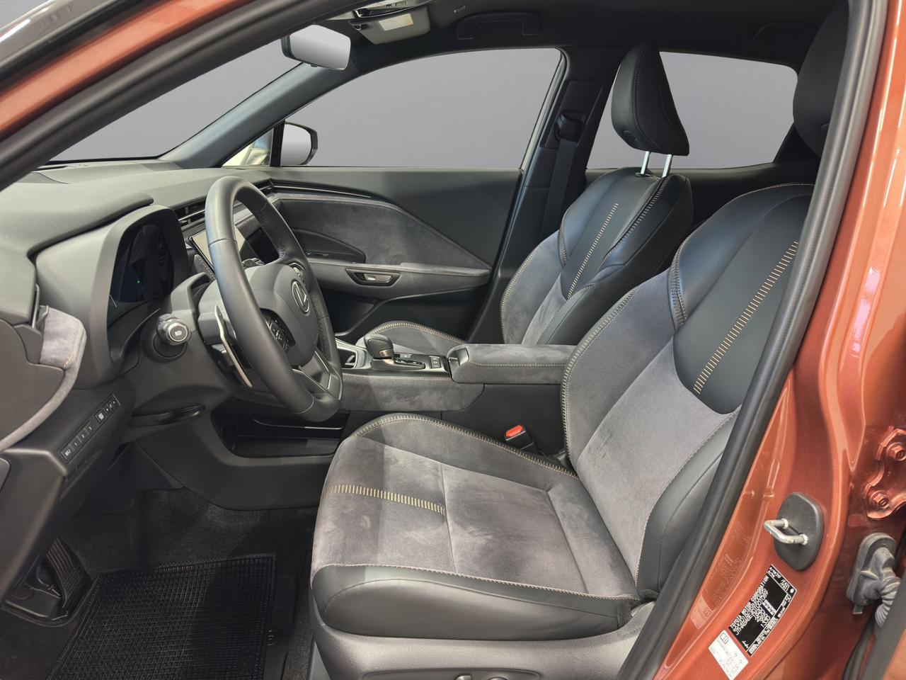 Lexus LBX 1.5 hybrid Cool 4wd