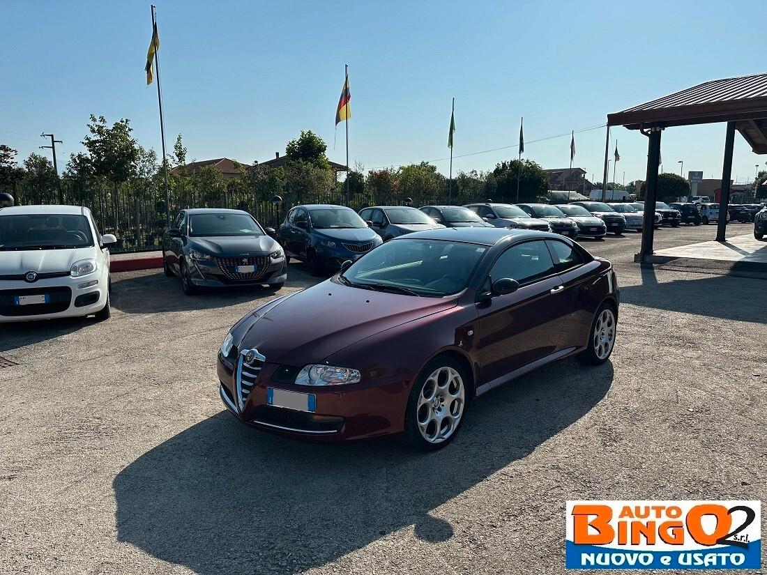 Alfa Romeo GT 1.9 JTDM 16V Distinctive