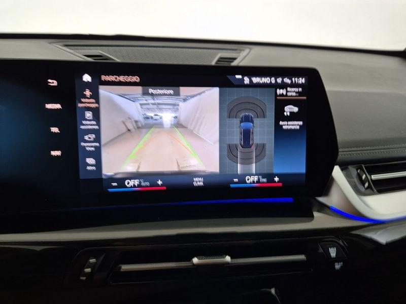 BMW X1 U11 sdrive18d X-Line auto