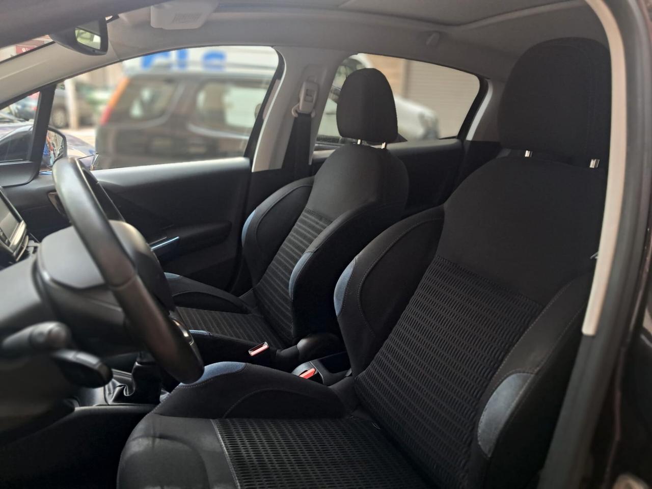 PEUGEOT 208 1.4 HDI-TETTO PANORAMICO -Euro6290