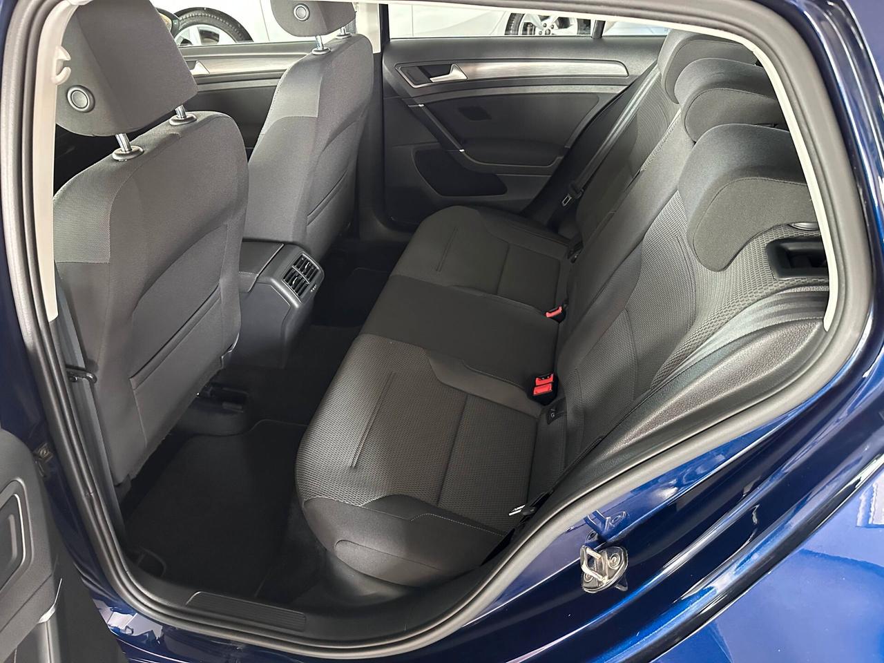 Volkswagen Golf 1.6 TDI 115CV DSG 5p. Business BlueMotion Technology