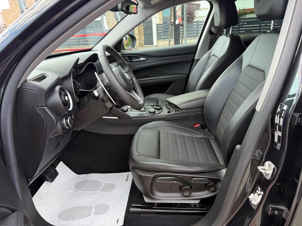 Alfa Romeo Stelvio 2.2 Turbodiesel 210 CV AT8 Q4 Executive