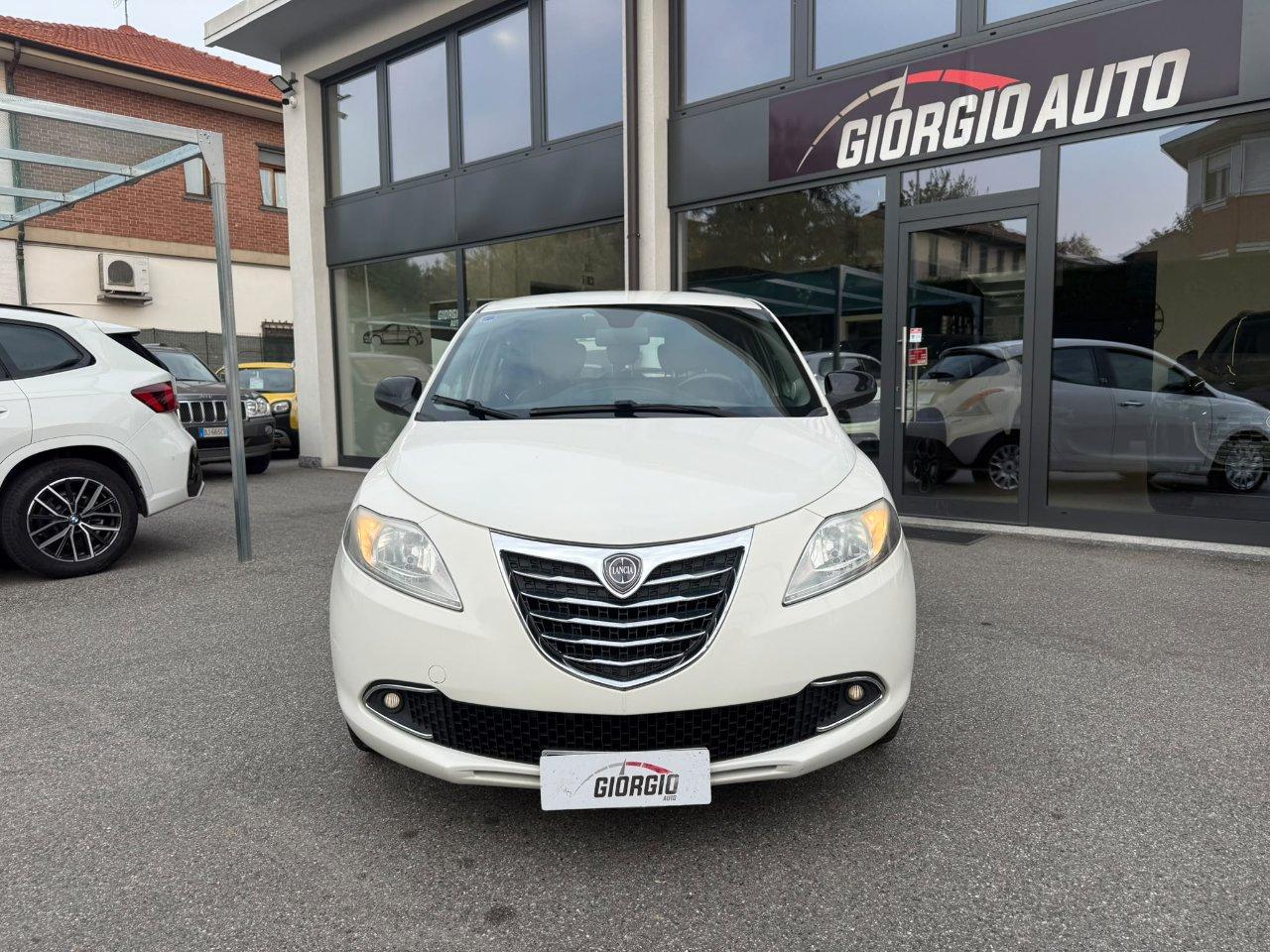 Lancia Ypsilon 5 Porte Ypsilon 1.2 8v Platinum ecochic Gpl 69cv