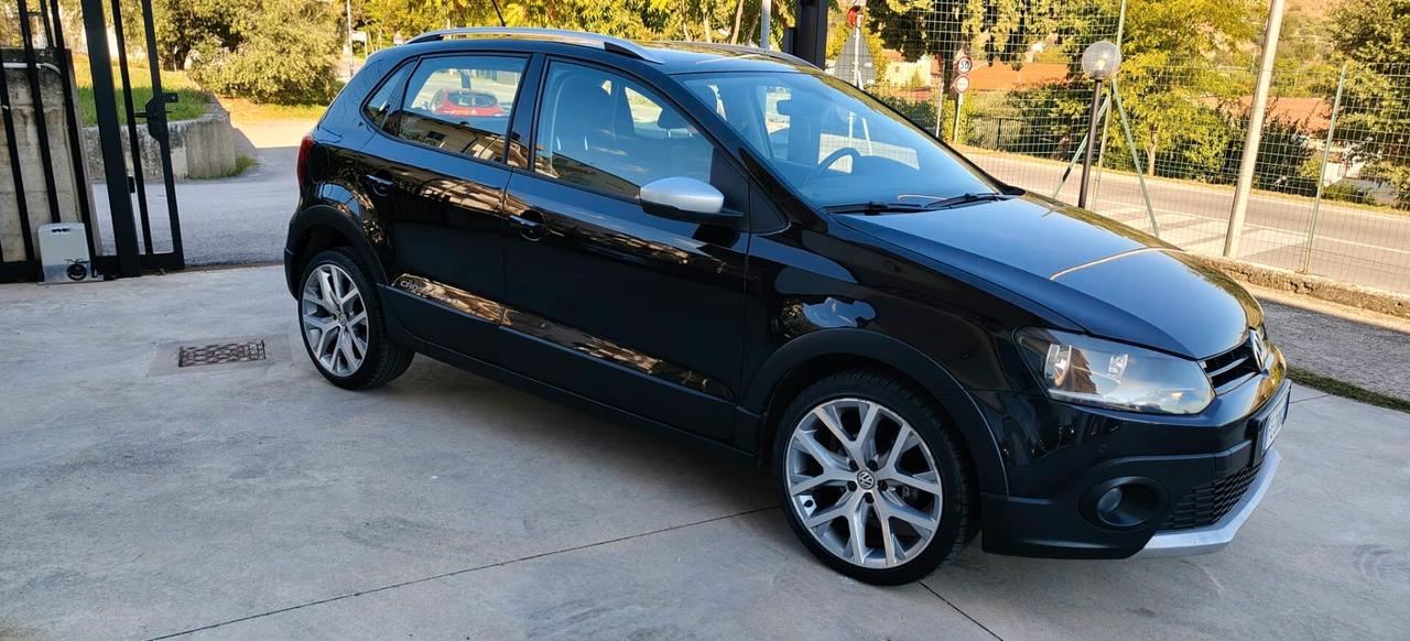 Volkswagen Polo CROSS 1.4 TDI 90 CV DSG